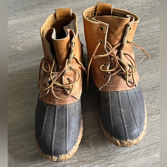 Women's LL Bean Boots, 6" - Picture 4 of 5